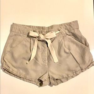 Aritzia Wilfred shorts